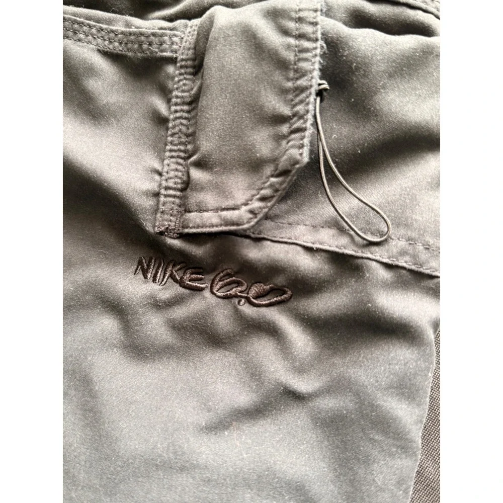 Nike 6.0 Mens Black Board Shorts Cargo Pocket Swim Trunks Size 34